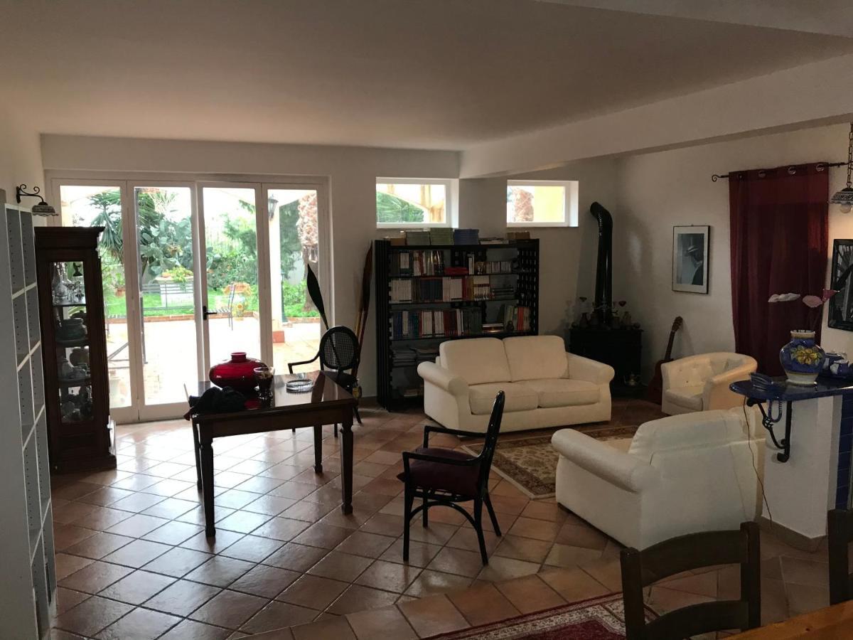 Villa Grace Патті Екстер'єр фото